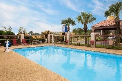 Baymont by Wyndham Mobile/Tillmans Corner image 9